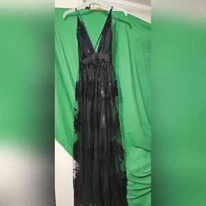 A lovely Windsor black evening 👗 dress. Never worn NWT.